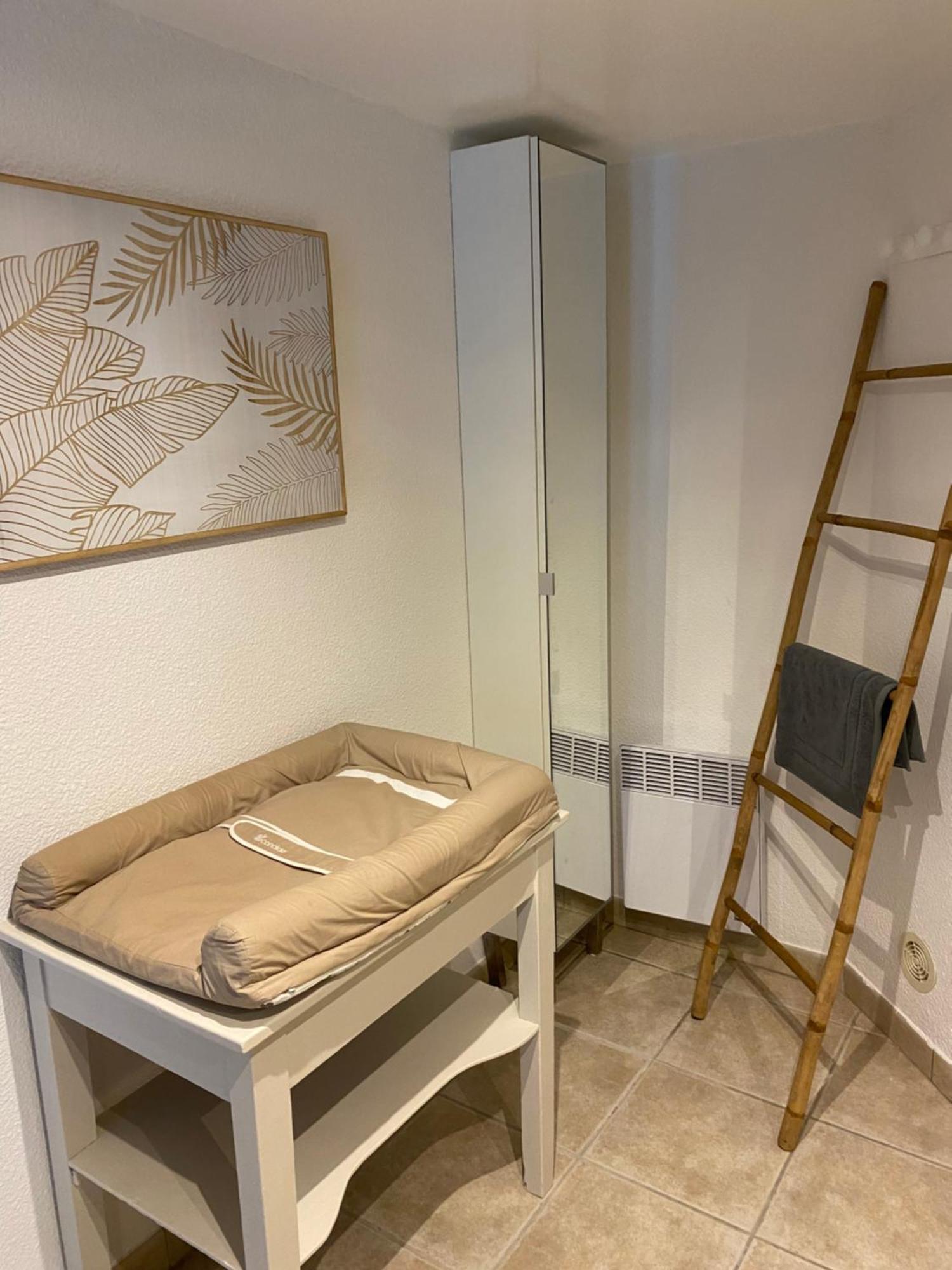 L'Olivier Apartment Grignan Bagian luar foto
